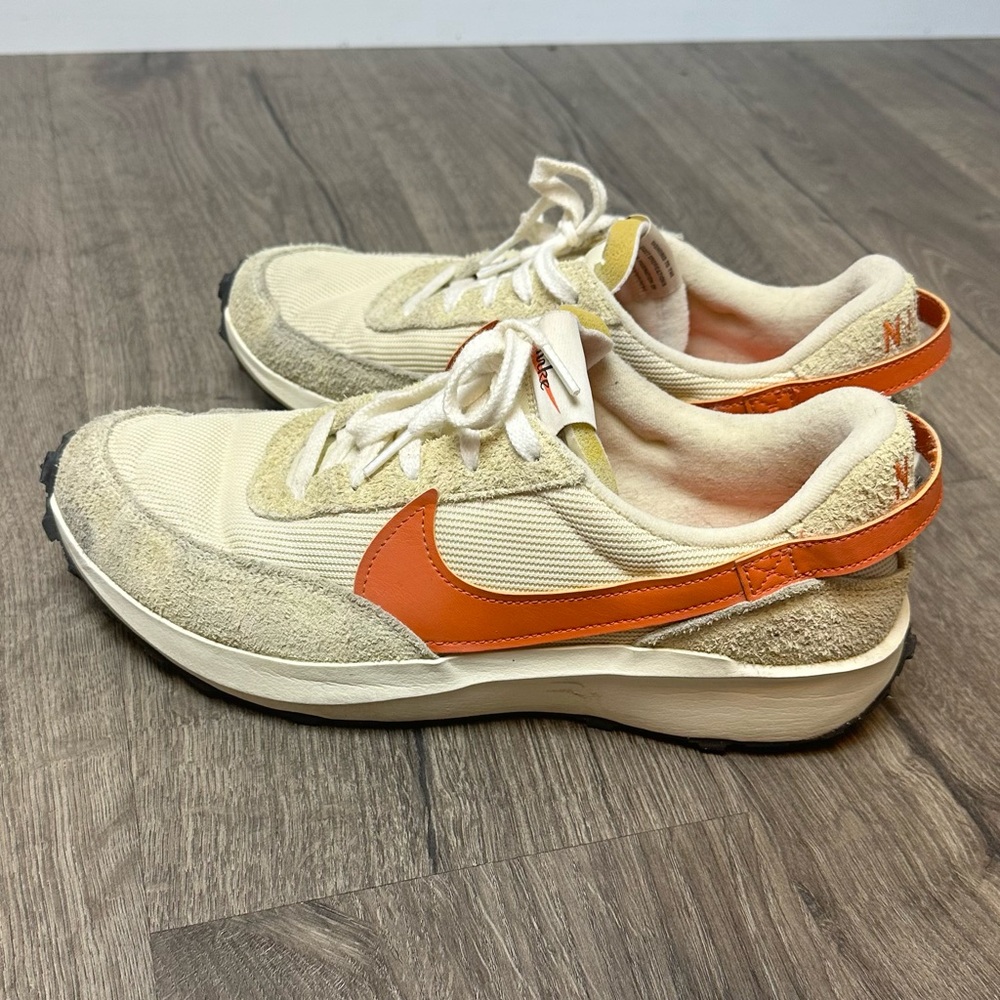 Nike Waffle Vintage 80s Running Shoes Women's Cream and Orange Sneakers Size 12